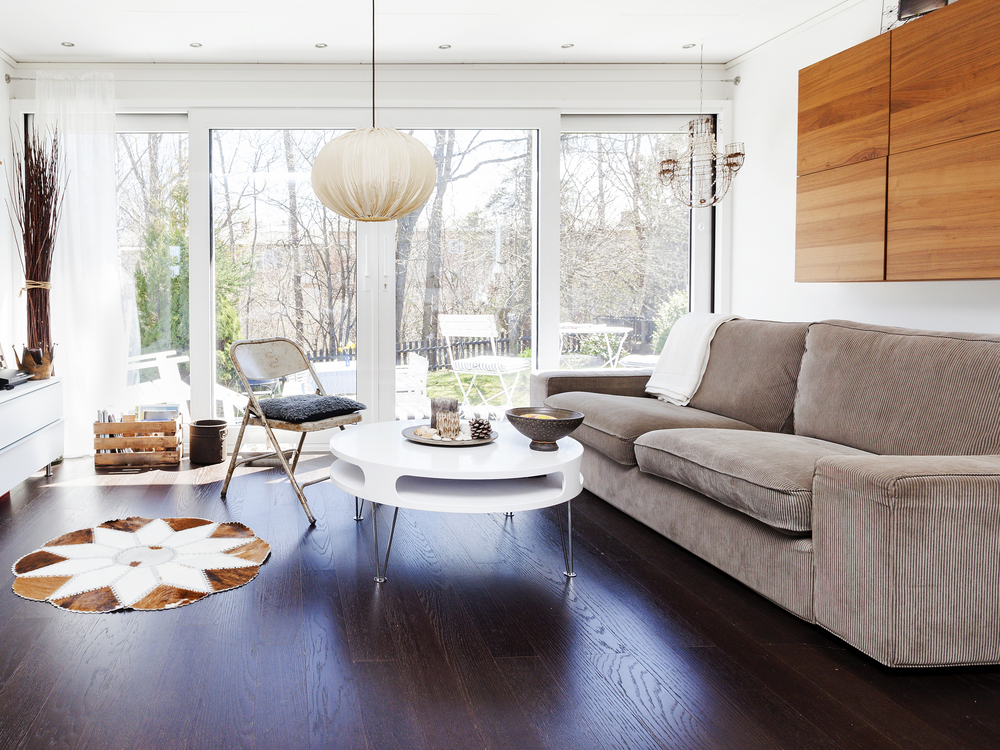 Does Dark Flooring Make Room Smaller?