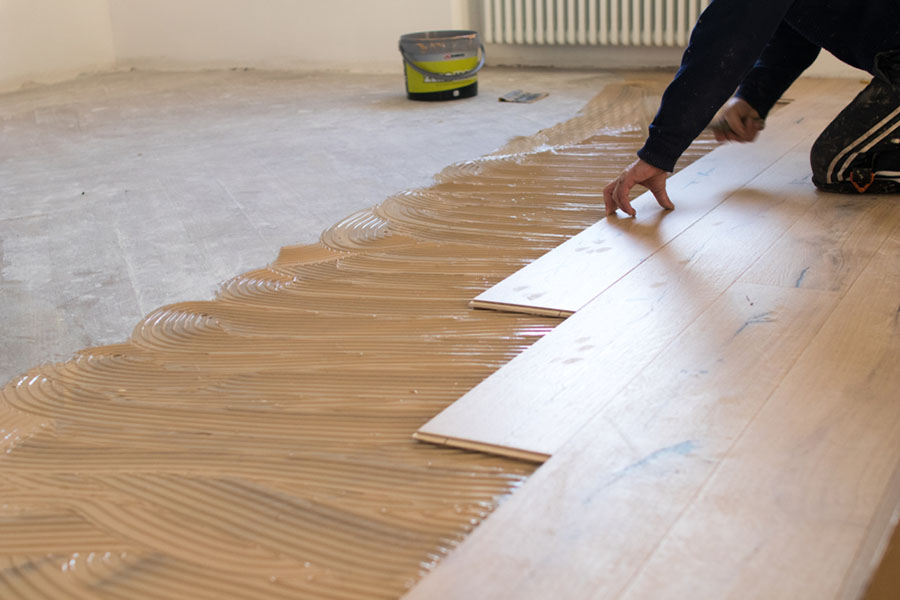 How to Glue Laminate Flooring