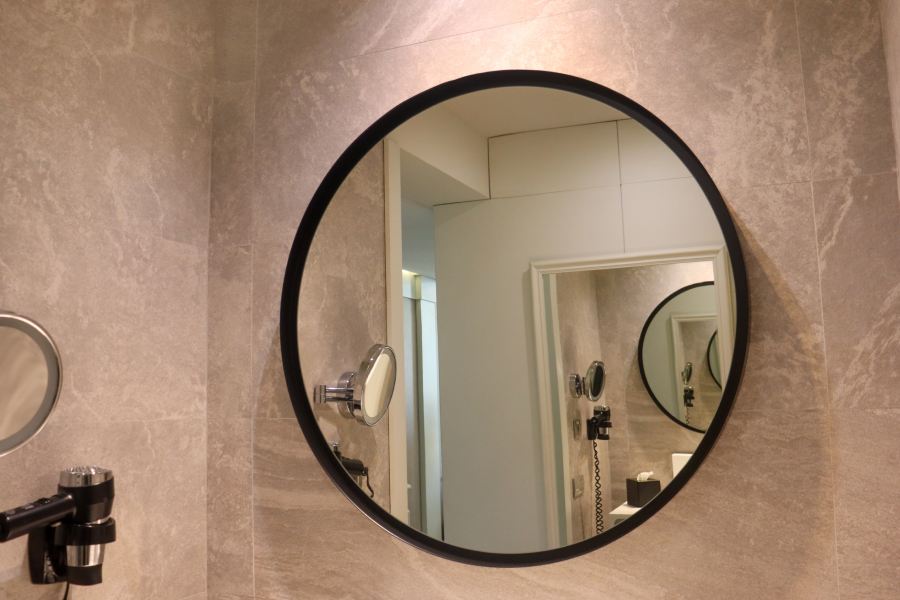 Choosing Bathroom Mirror